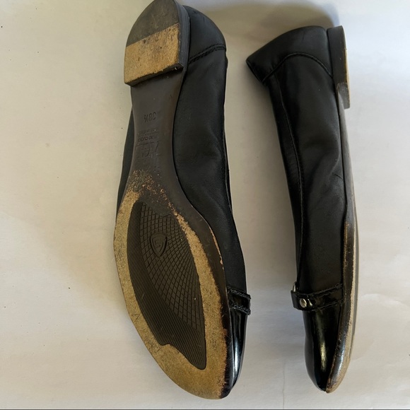AGL ATTILIO GIUSTO LEUMBRUNI Black Cap Toe Ballet Flats - Picture 3 of 6